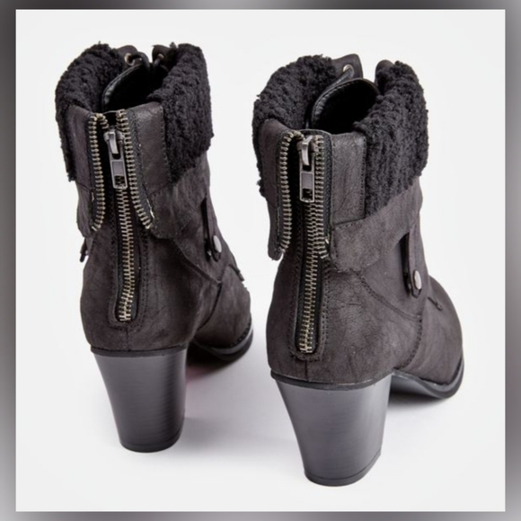 JustFab Statement Fold over Bootie - Picture 3 of 9